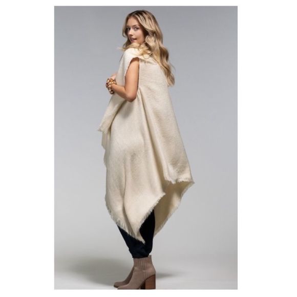 GYPSY Sleeveless Cover - Picture 7 of 11